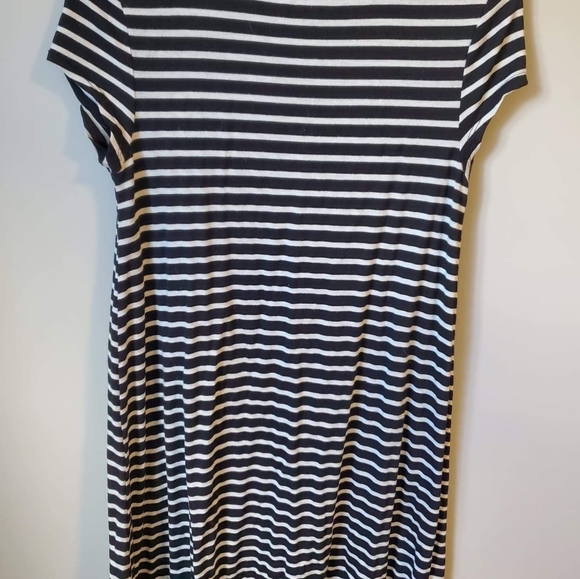 Summer dress - Picture 4 of 6